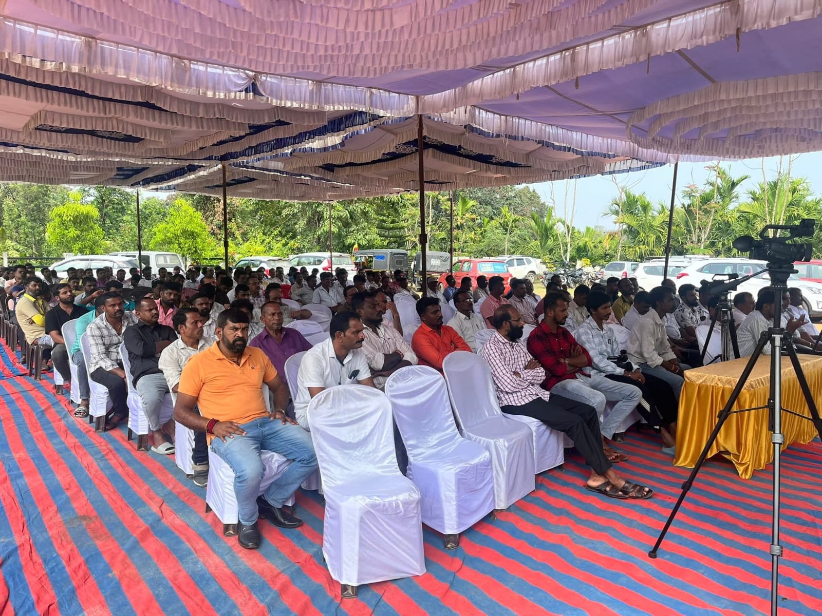 ಶೃಂಗೇರಿ, ಎನ್.ಆರ್ ಪುರ ಮತ್ತು ಕೊಪ್ಪ ಭಾಗದ ರೈತರ ಸಮಸ್ಯೆಗಳಿಗೆ ಪರಿಹಾರ ಕಂಡುಕೊಳ್ಳುವ ಸಲುವಾಗಿ "ಶೃಂಗೇರಿ ಕ್ಷೇತ್ರ ರೈತ ಒಕ್ಕೂಟ" ರಚನೆಯ ಕುರಿತು ಸಭೆ - Image 6