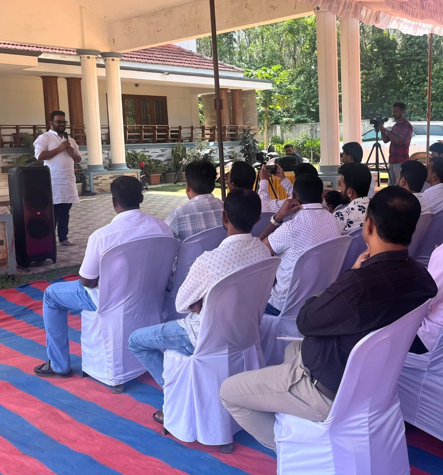 ಶೃಂಗೇರಿ, ಎನ್.ಆರ್ ಪುರ ಮತ್ತು ಕೊಪ್ಪ ಭಾಗದ ರೈತರ ಸಮಸ್ಯೆಗಳಿಗೆ ಪರಿಹಾರ ಕಂಡುಕೊಳ್ಳುವ ಸಲುವಾಗಿ "ಶೃಂಗೇರಿ ಕ್ಷೇತ್ರ ರೈತ ಒಕ್ಕೂಟ" ರಚನೆಯ ಕುರಿತು ಸಭೆ - Image 5