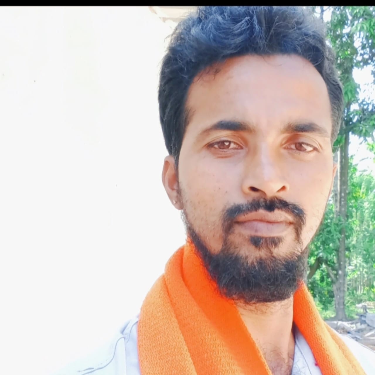 ಅವಿನಾಶ್ ಗುಬ್ಬಿಗ