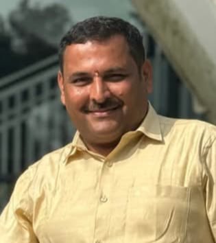 ನರೇಂದ್ರ ಹೆಗಡೆ ಹೆಚ್ಚ